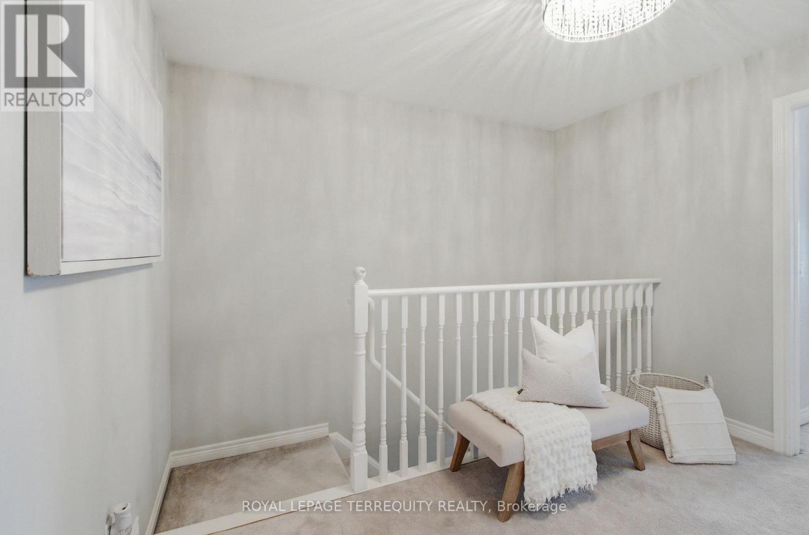 52 ARTANIA STREET - 22