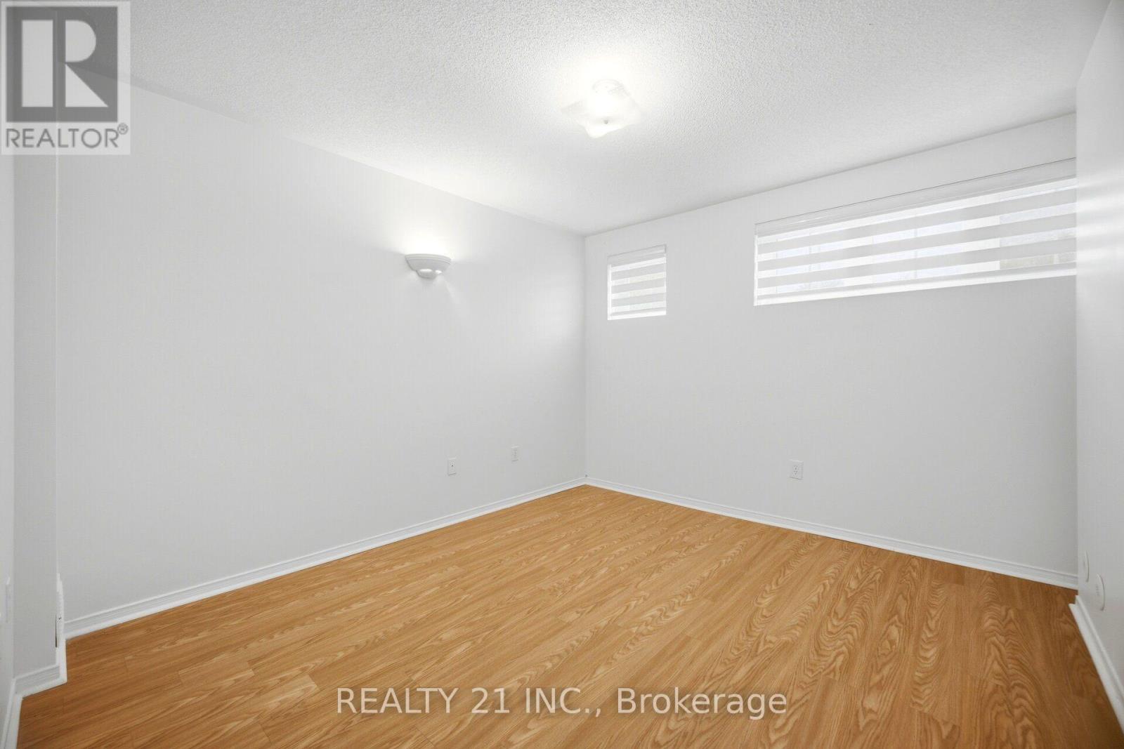 #93 200 MCLEVIN AVENUE - 13