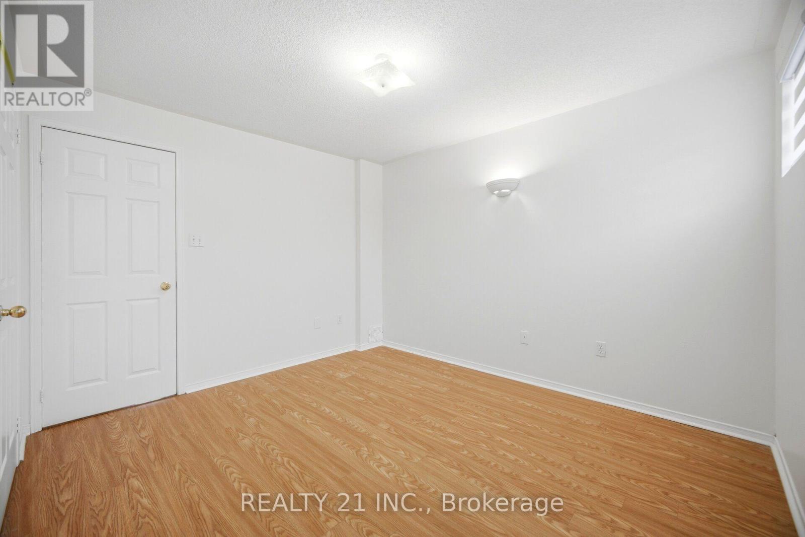 #93 200 MCLEVIN AVENUE - 14