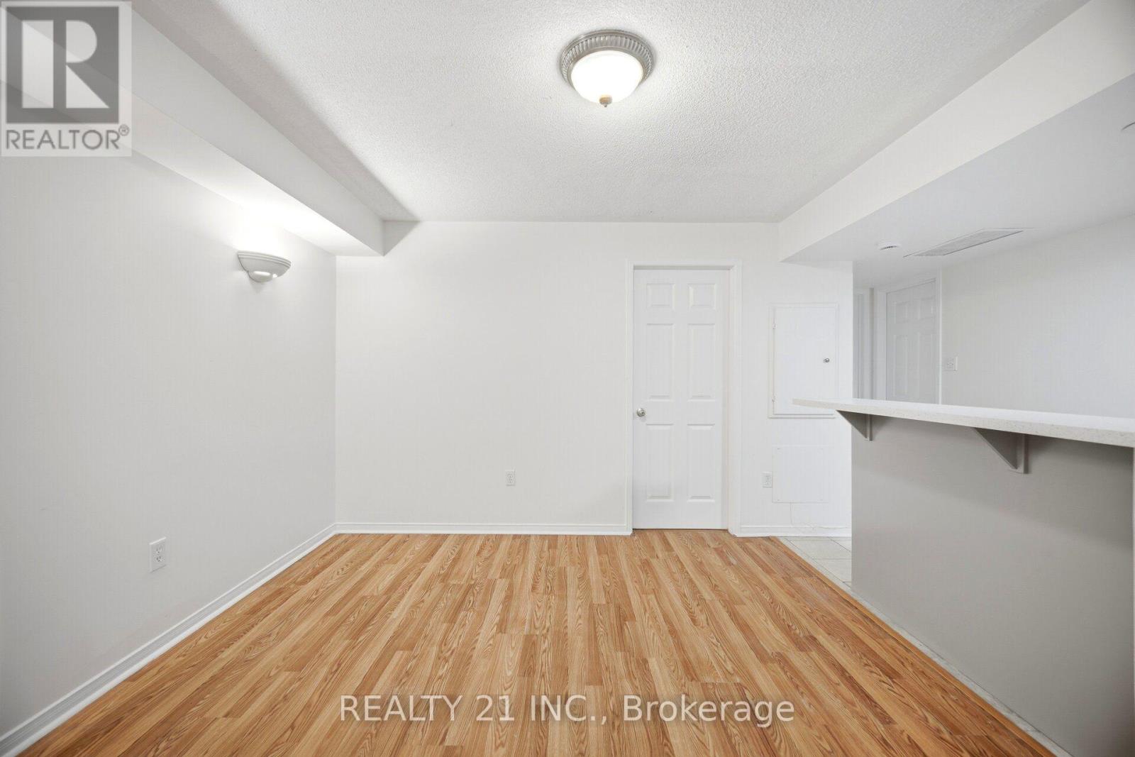#93 200 MCLEVIN AVENUE - 5