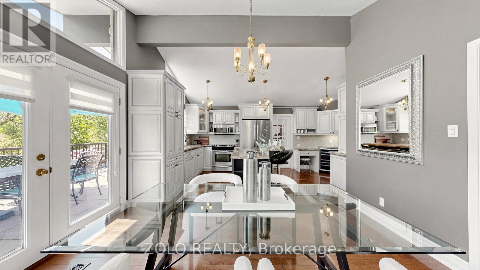 41 MEADOWCLIFFE DRIVE - 11