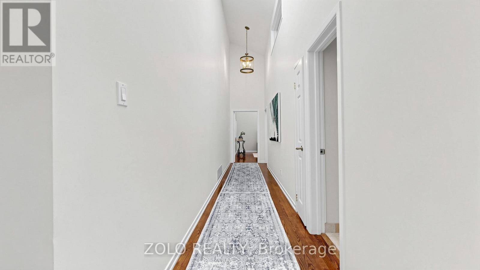 41 MEADOWCLIFFE DRIVE - 14