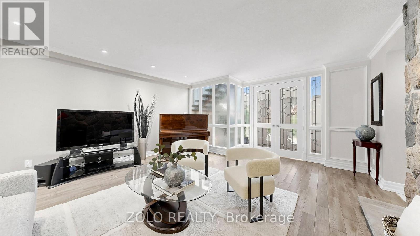 41 MEADOWCLIFFE DRIVE - 26
