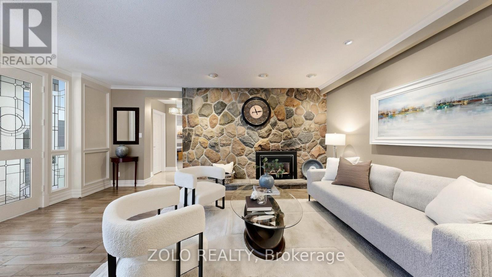 41 MEADOWCLIFFE DRIVE - 28