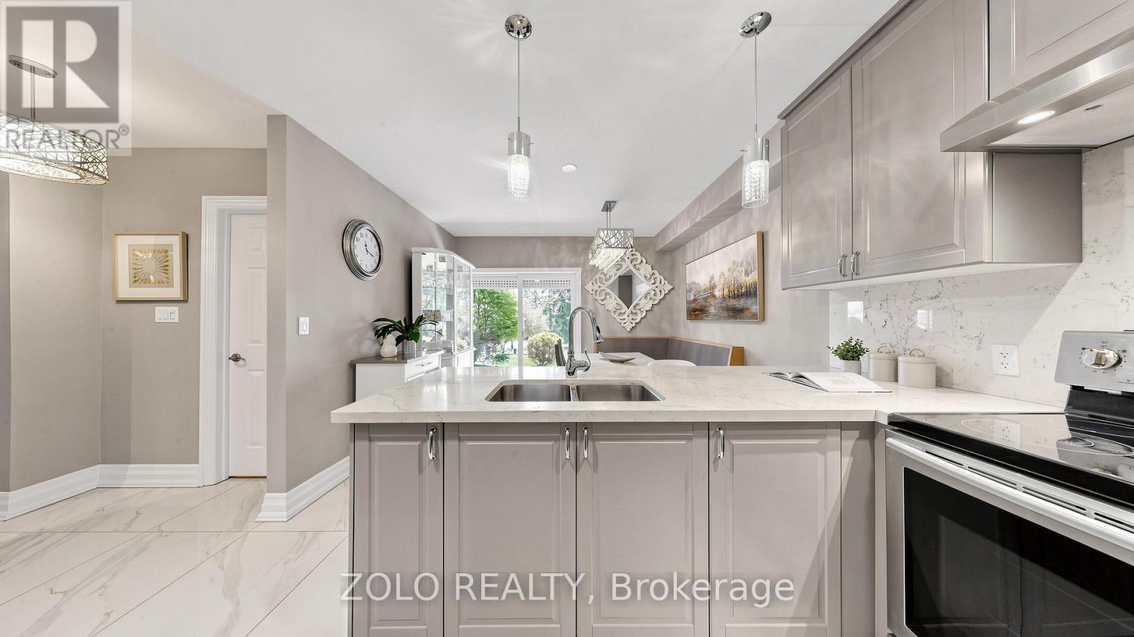 41 MEADOWCLIFFE DRIVE - 30