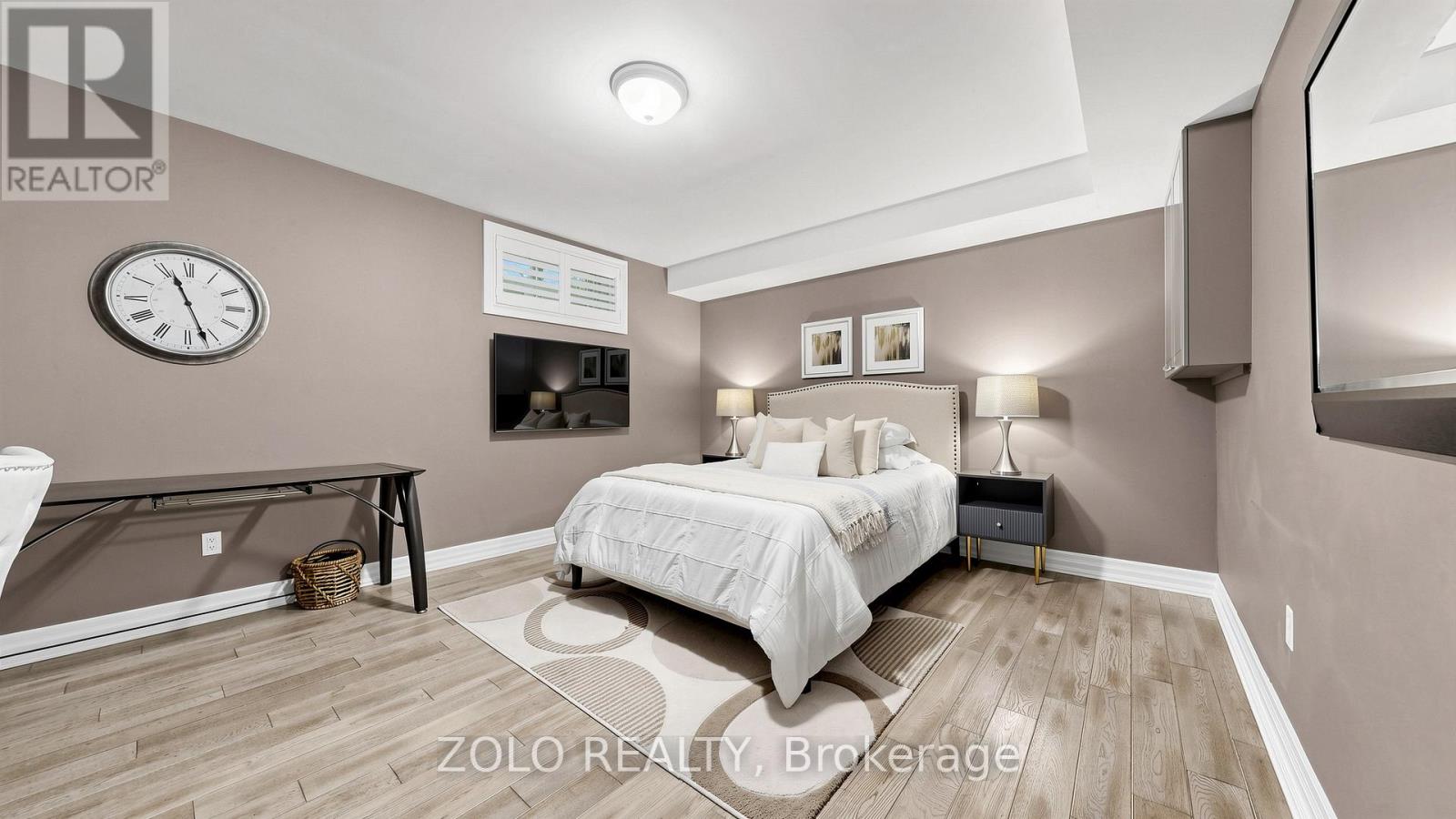 41 MEADOWCLIFFE DRIVE - 37
