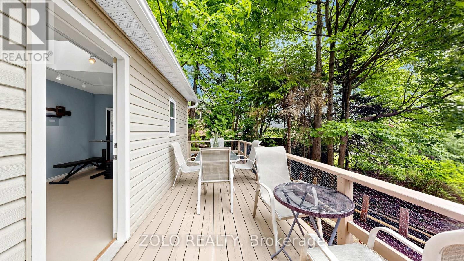 41 MEADOWCLIFFE DRIVE - 43