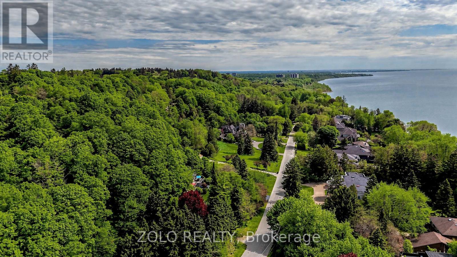 41 MEADOWCLIFFE DRIVE - 49