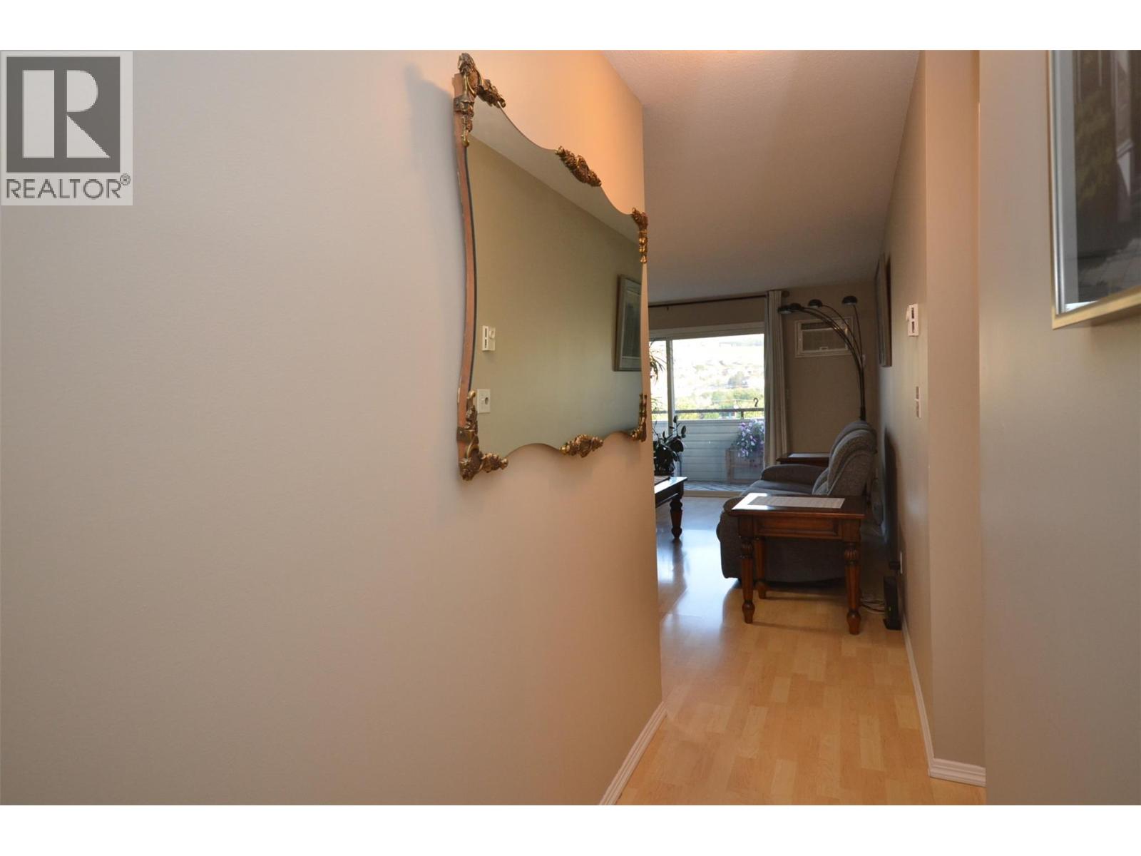 #29 4601 27 Avenue - 22