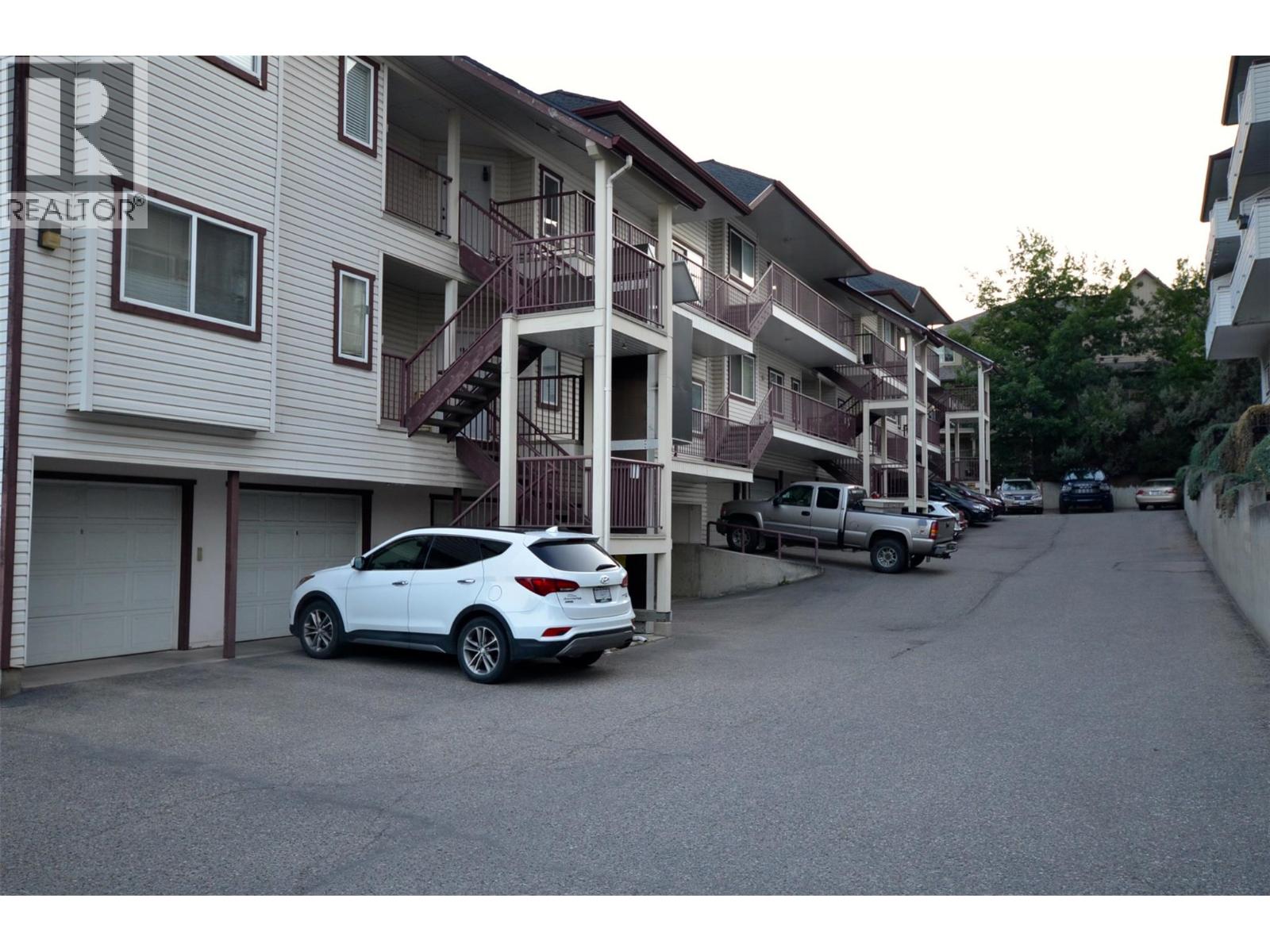 #29 4601 27 Avenue - 6