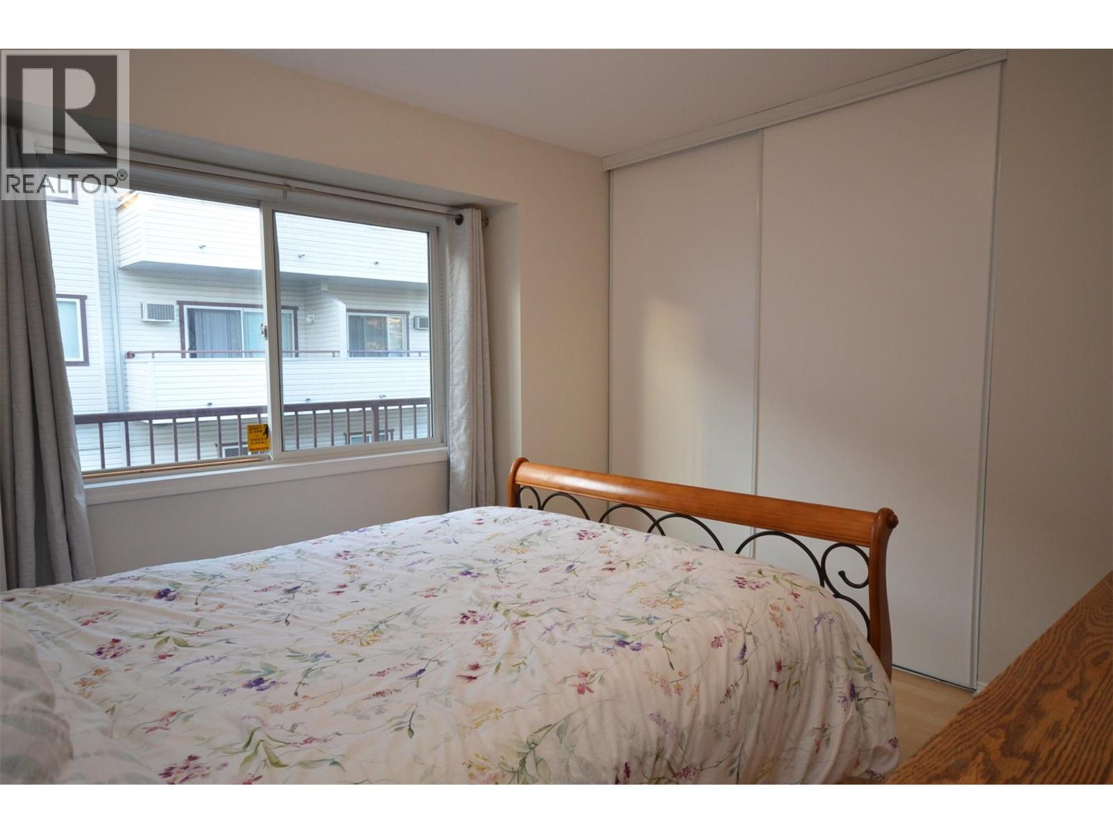 #29 4601 27 Avenue - 51