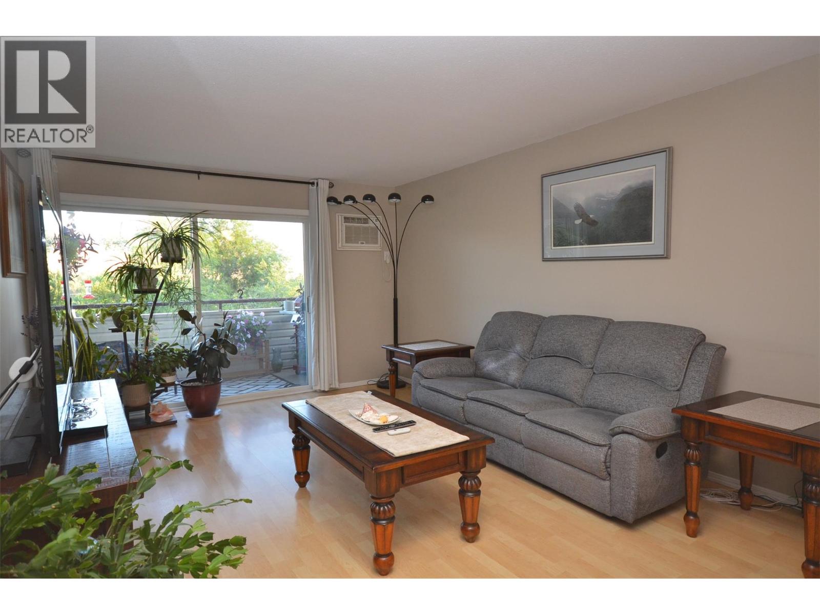 #29 4601 27 Avenue - 25