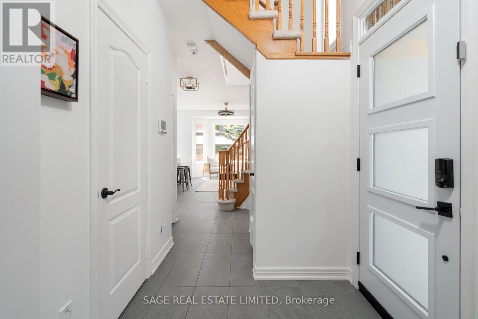 51 PEDERSEN DRIVE - 11