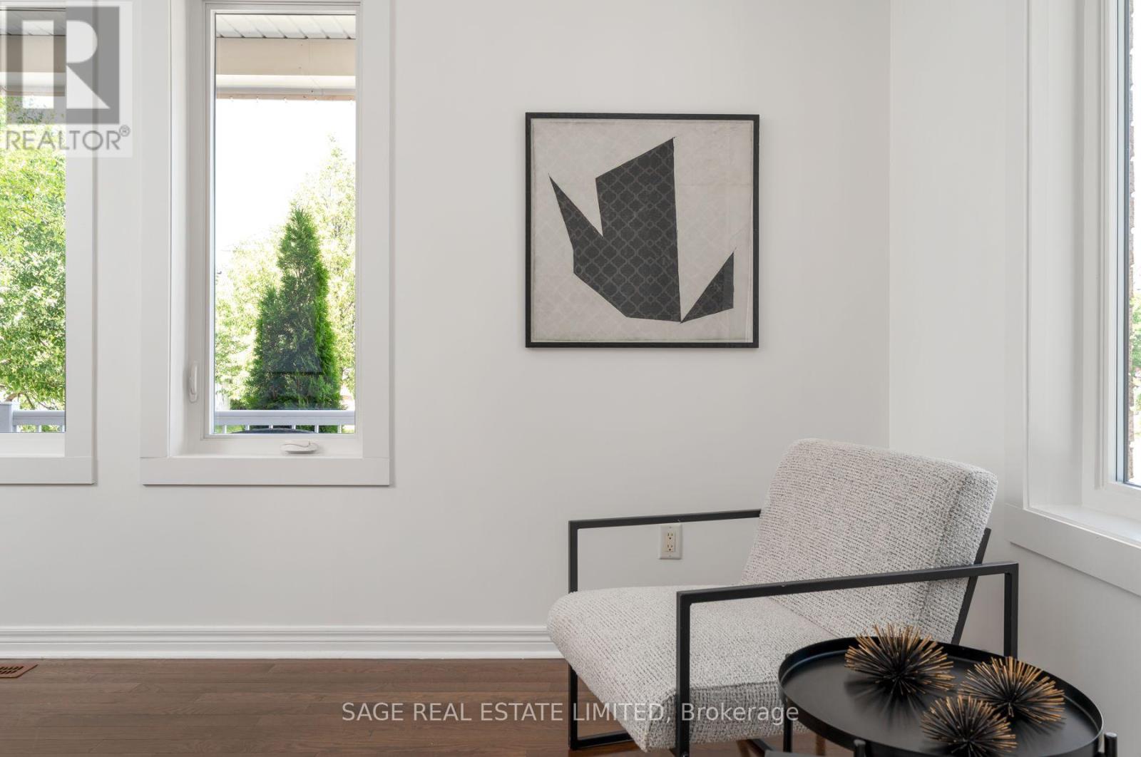 51 PEDERSEN DRIVE - 14