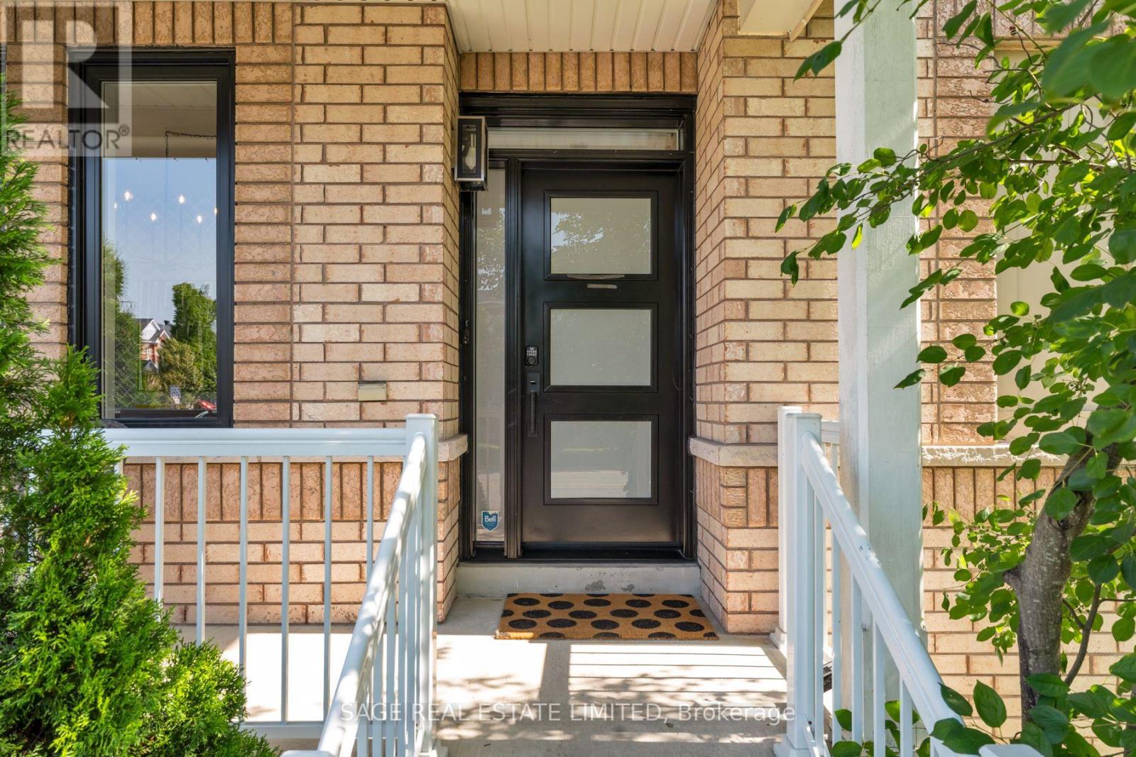 51 PEDERSEN DRIVE - 2
