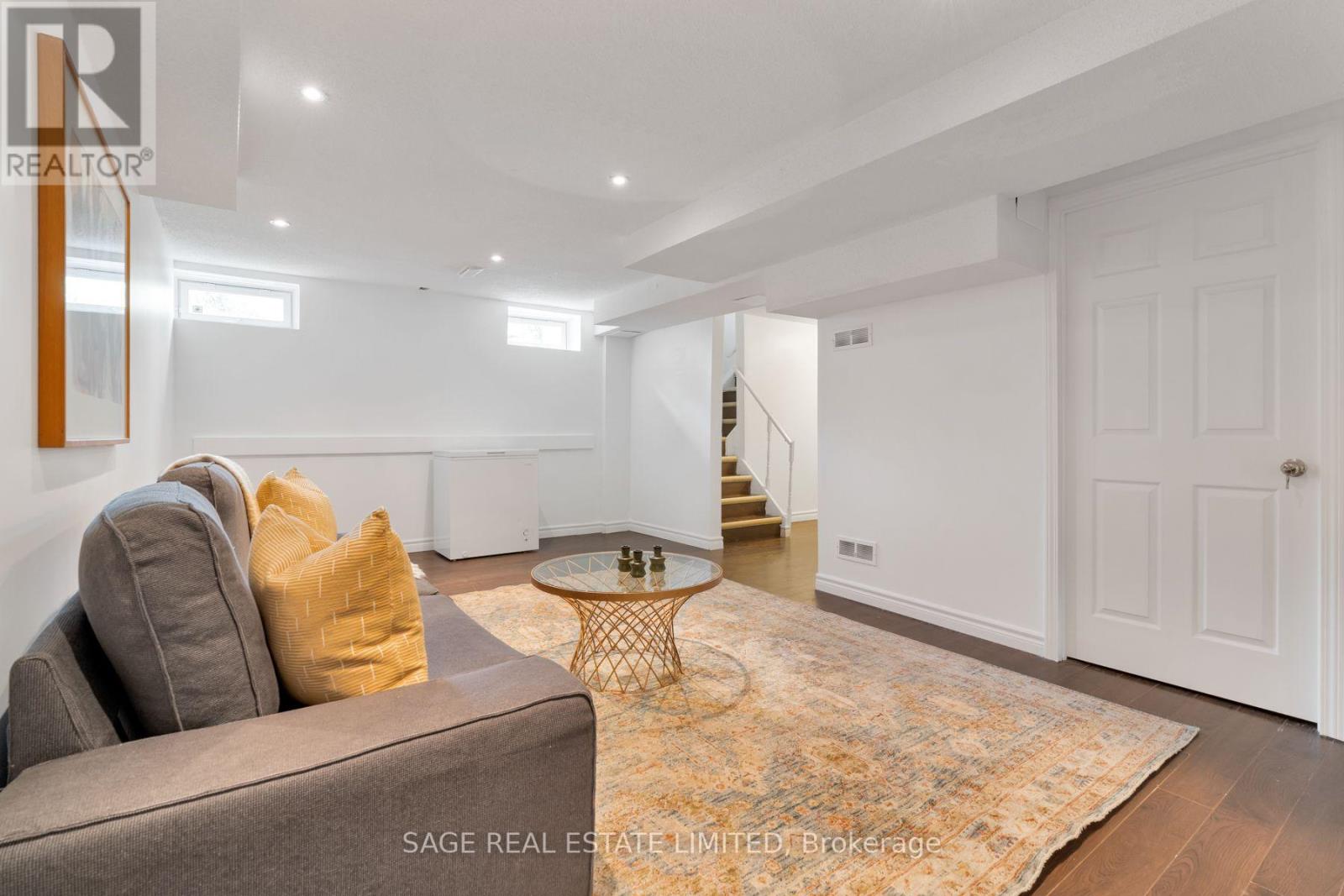 51 PEDERSEN DRIVE - 28