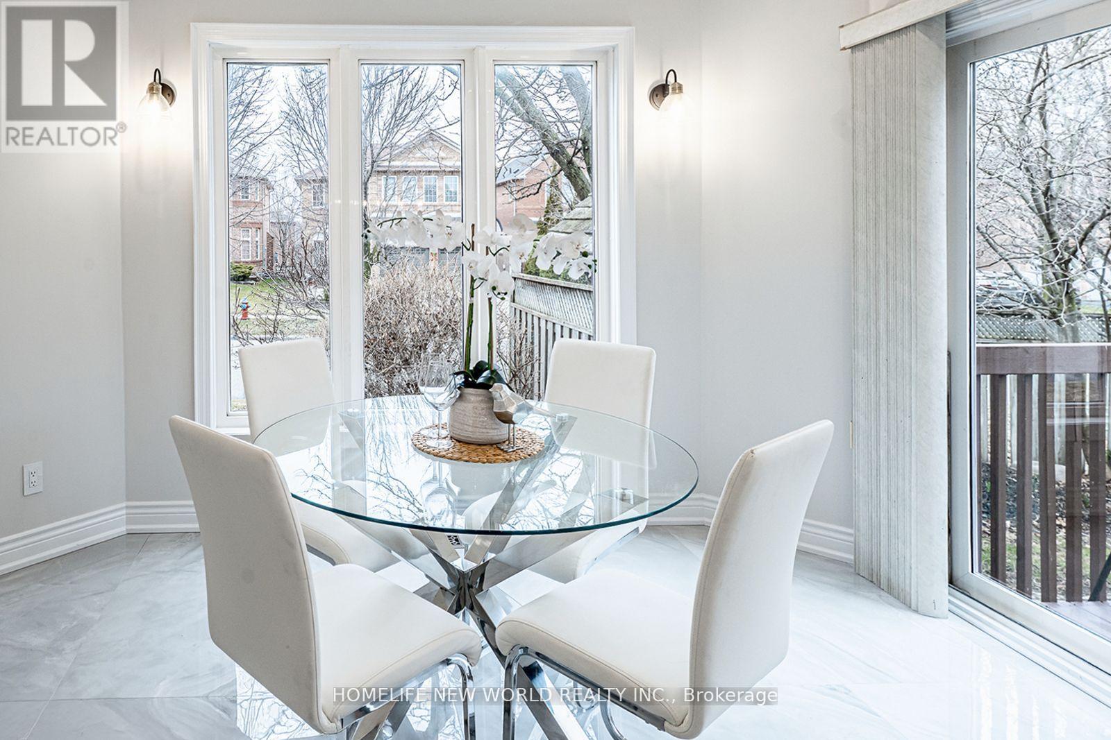 11 FORTUNE CRESCENT - 15