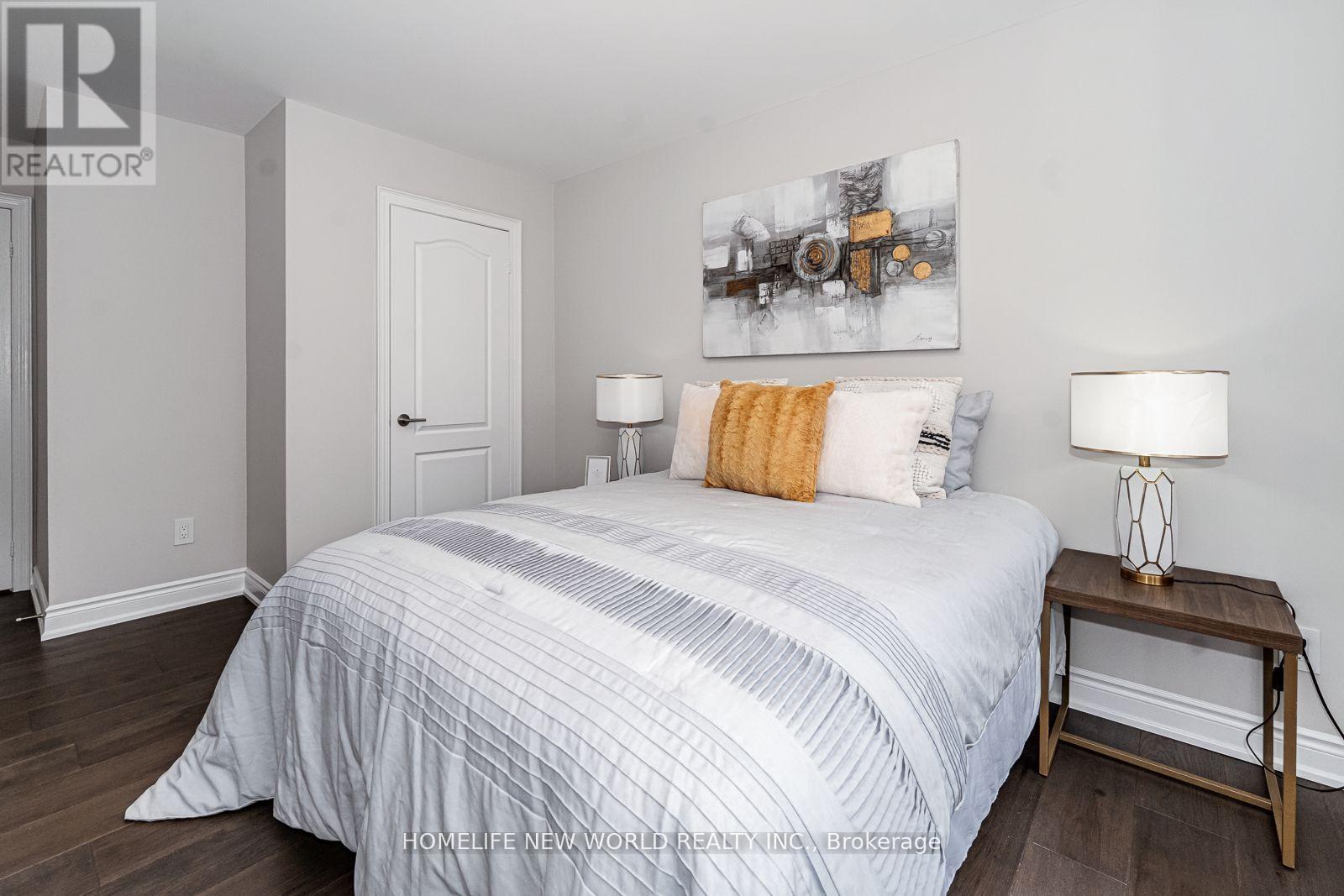 11 FORTUNE CRESCENT - 27
