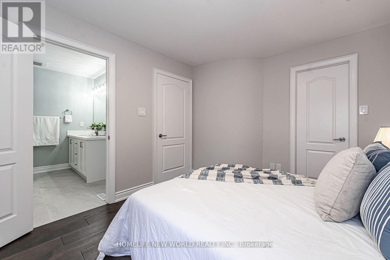 11 FORTUNE CRESCENT - 30