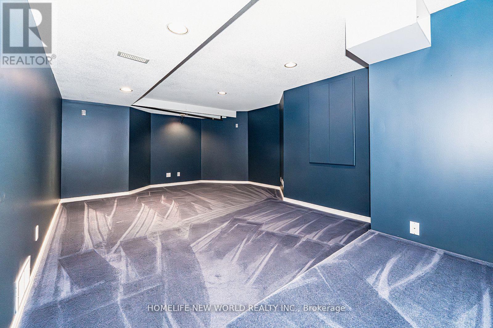11 FORTUNE CRESCENT - 37