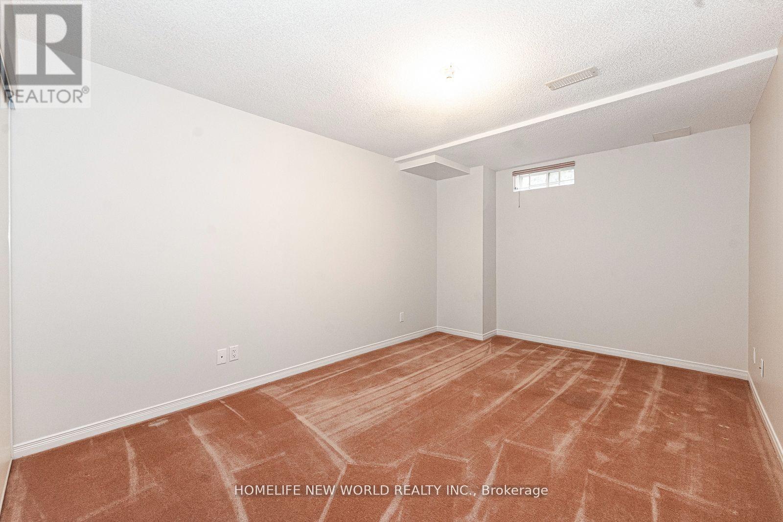 11 FORTUNE CRESCENT - 38