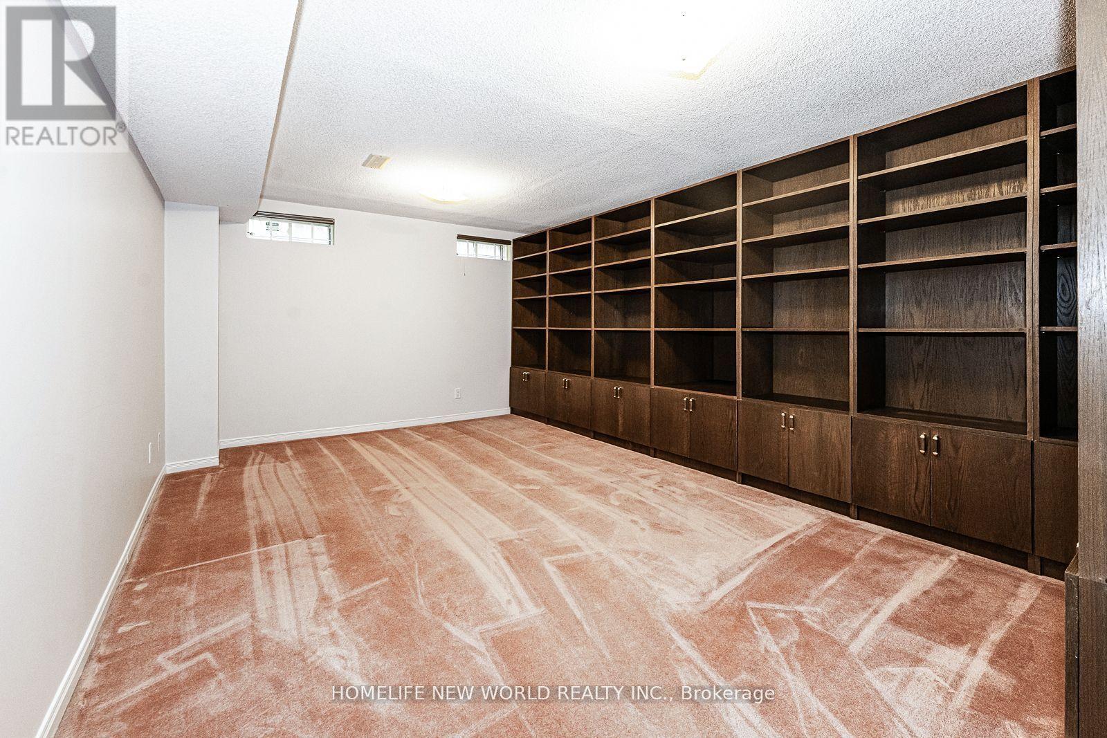 11 FORTUNE CRESCENT - 41