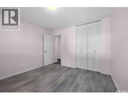 1342 Brown Street, Regina, SK S4N5M3 Photo 11