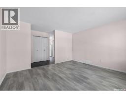 1342 Brown Street, Regina, SK S4N5M3 Photo 7