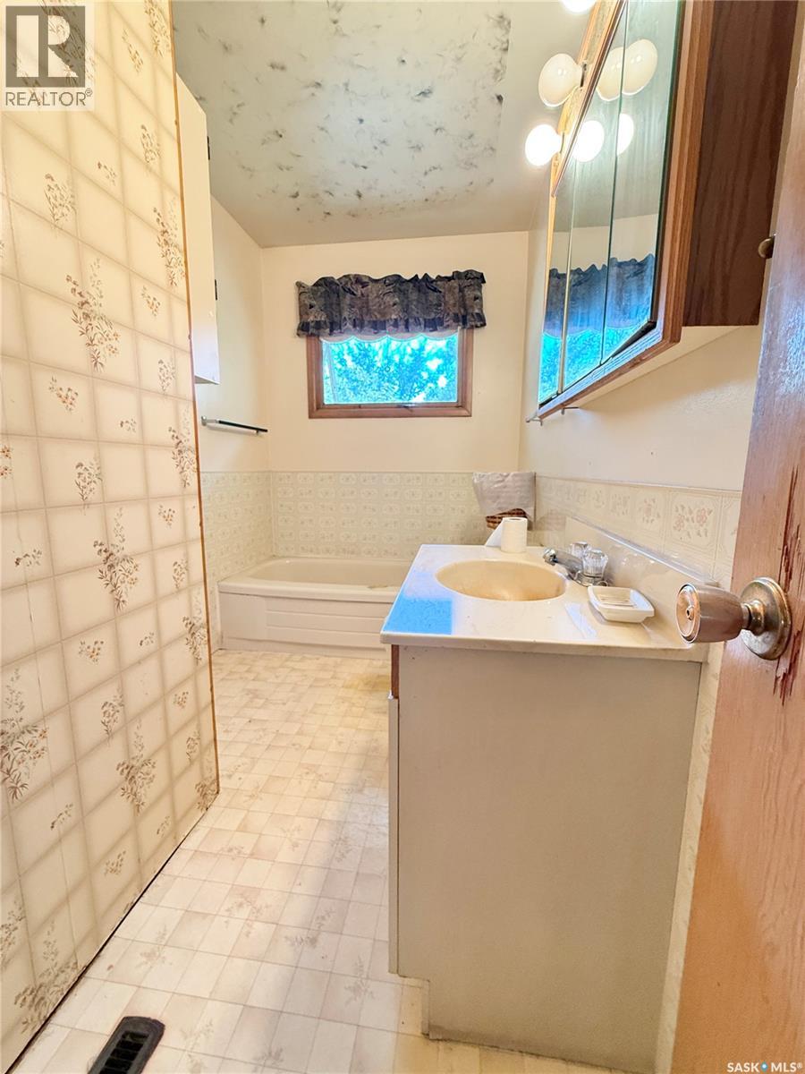 1117 Hartney AVENUE - 13