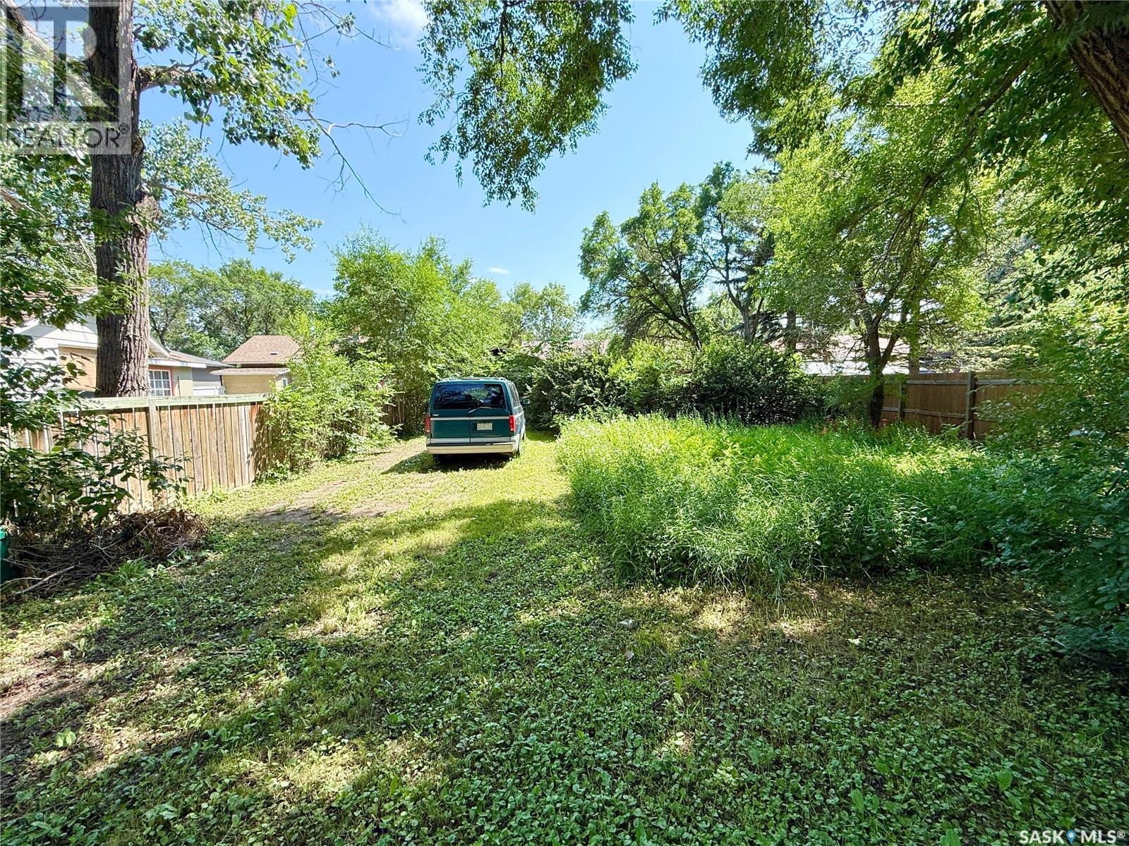 1117 Hartney AVENUE - 4