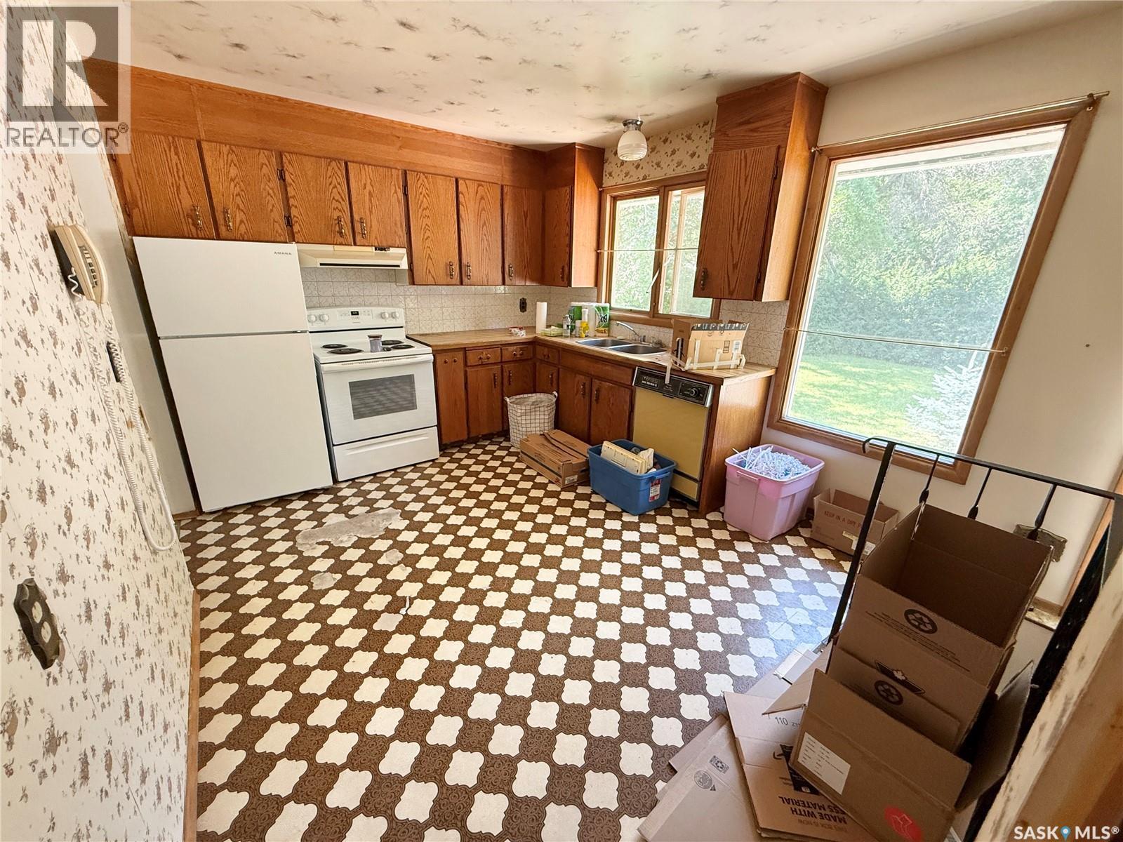 1117 Hartney AVENUE - 6