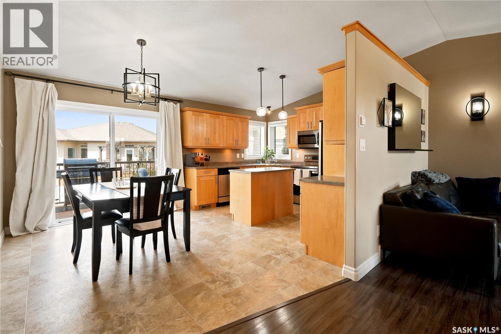 4526 Brass CRESCENT - 11