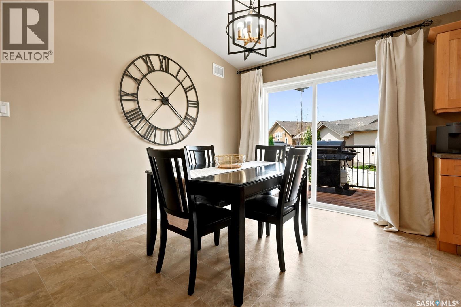4526 Brass CRESCENT - 12