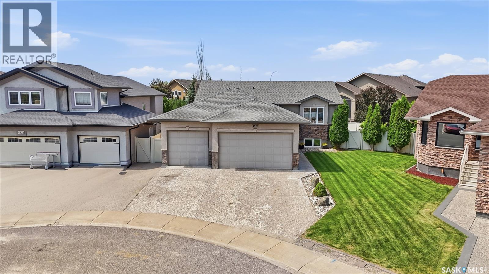 4526 Brass CRESCENT - 2