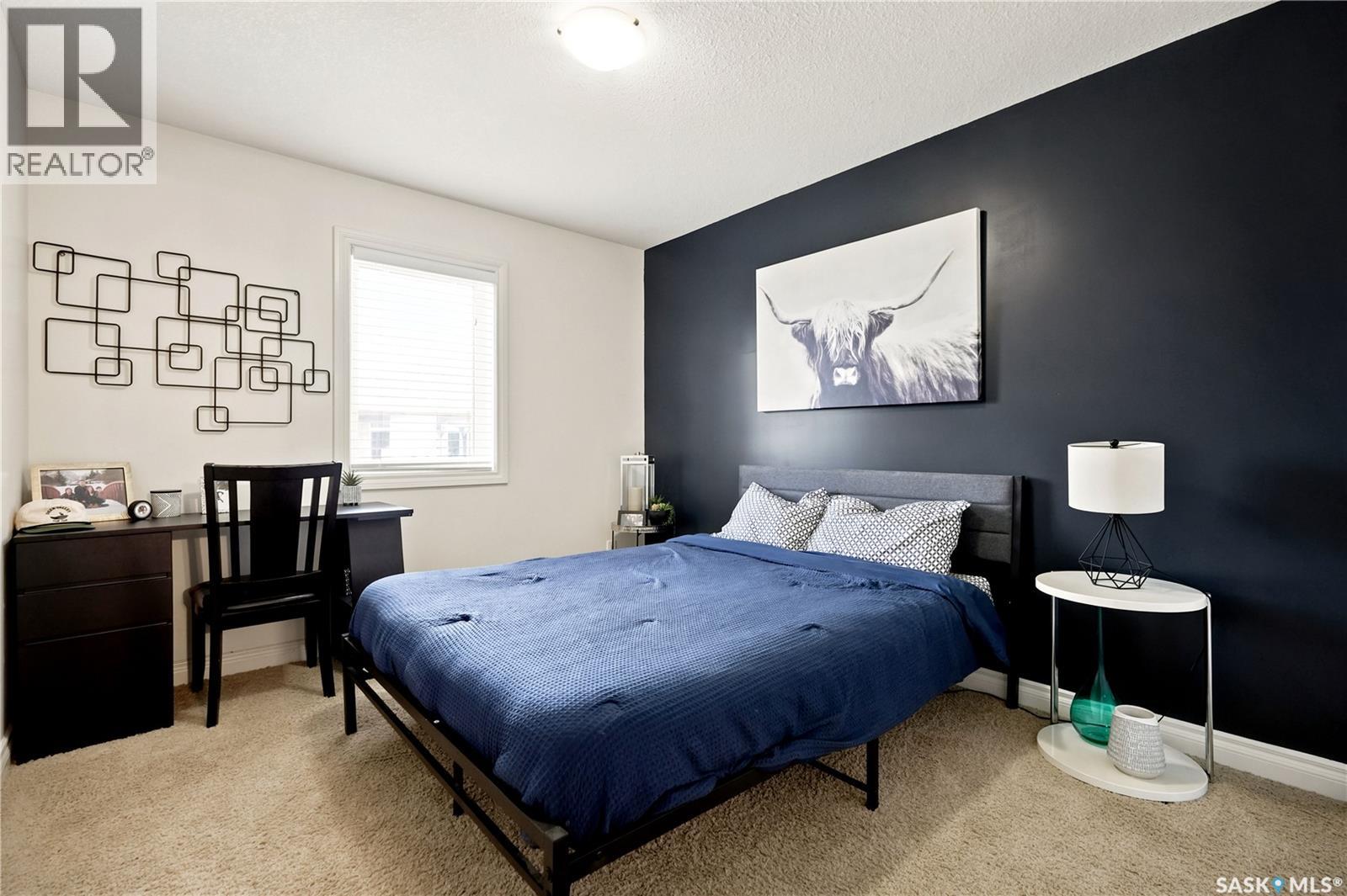 4526 Brass CRESCENT - 26