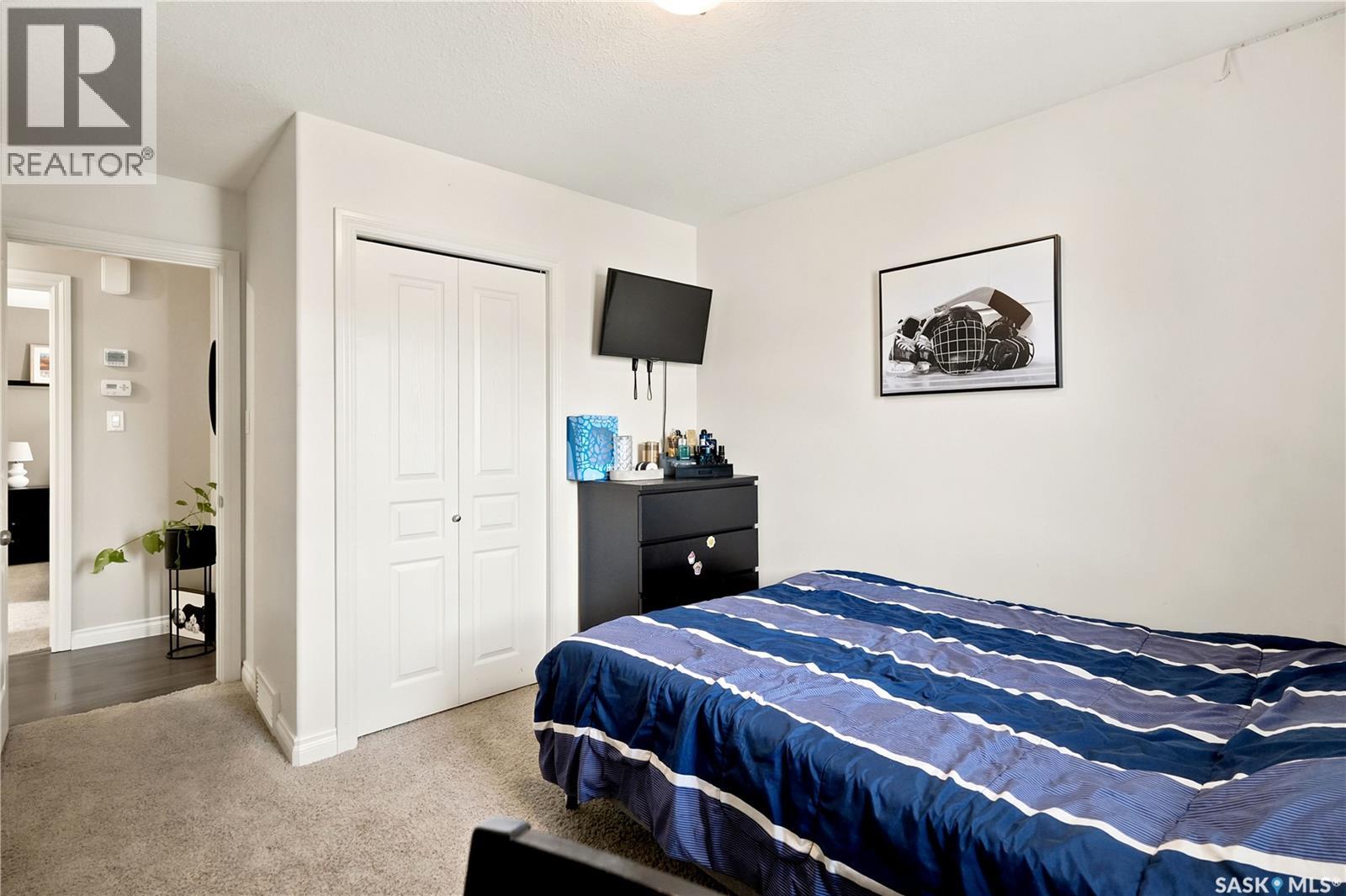 4526 Brass CRESCENT - 27