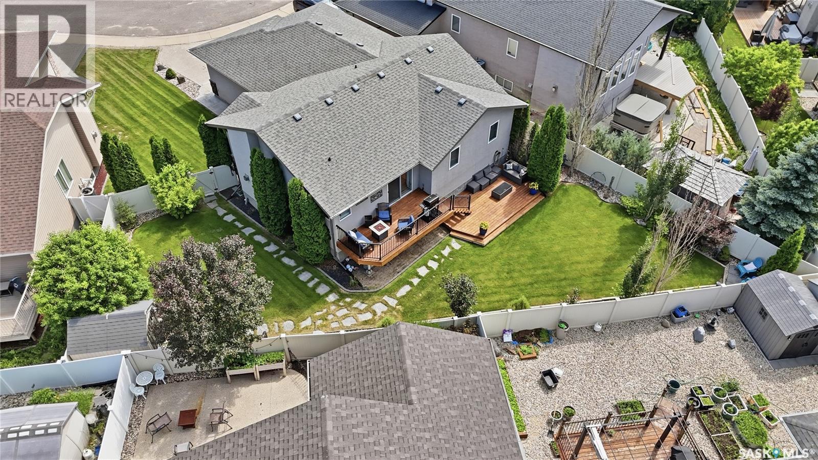 4526 Brass CRESCENT - 3