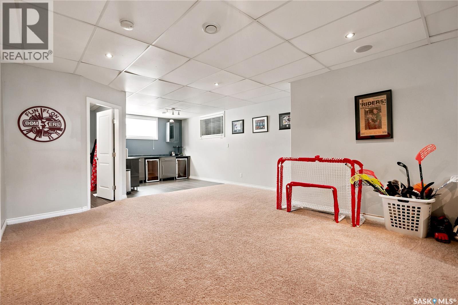 4526 Brass CRESCENT - 33