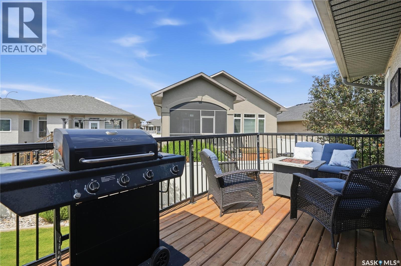 4526 Brass CRESCENT - 44