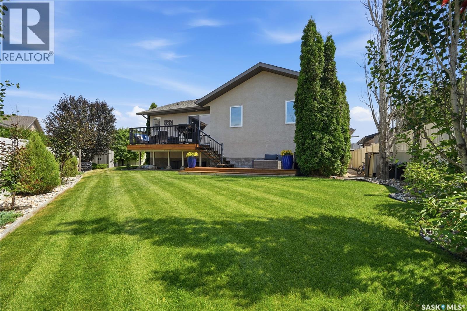 4526 Brass CRESCENT - 50