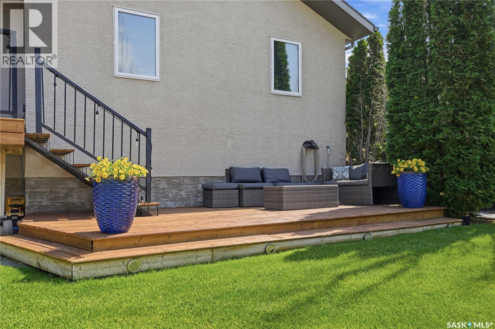 4526 Brass CRESCENT - 52