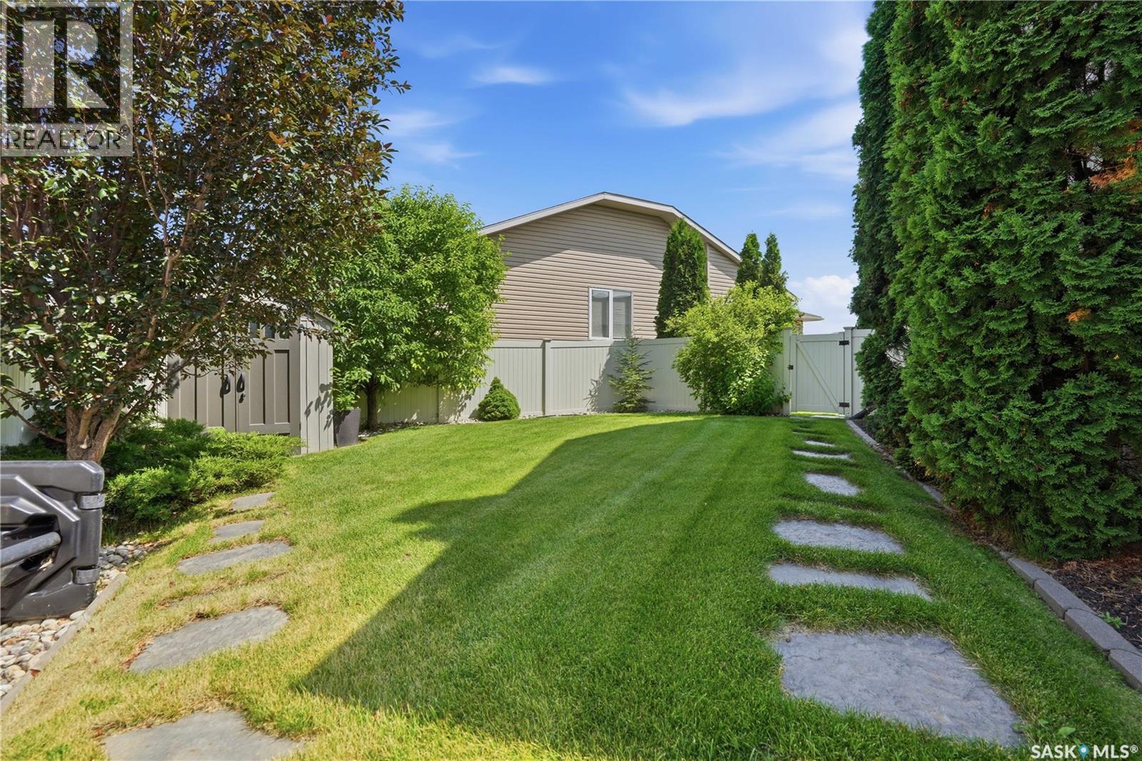 4526 Brass CRESCENT - 53