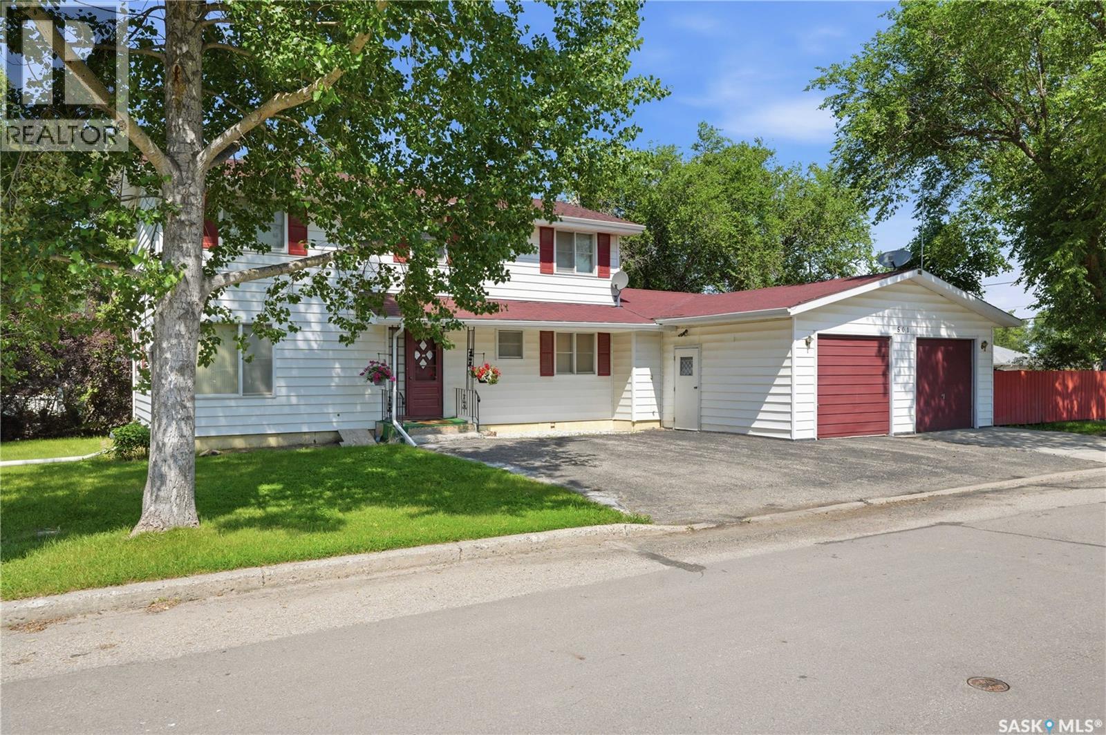 501 3rd STREET E - 1