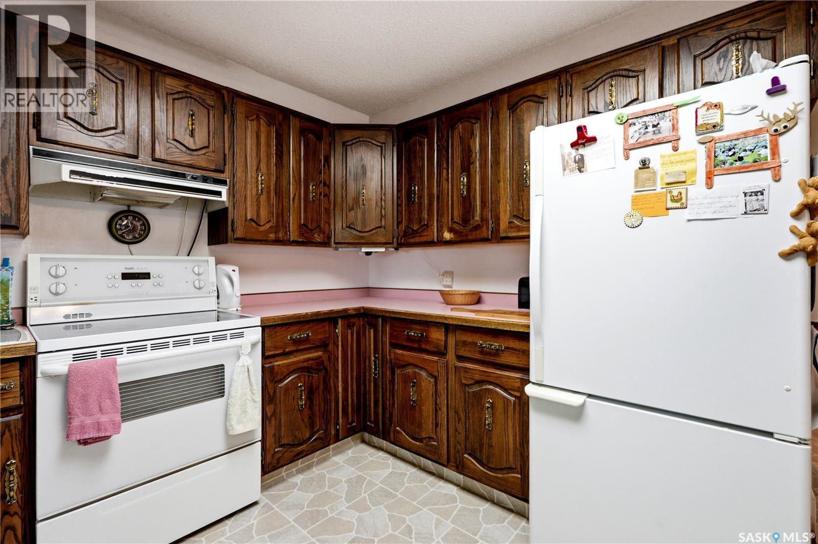 501 3rd STREET E - 16