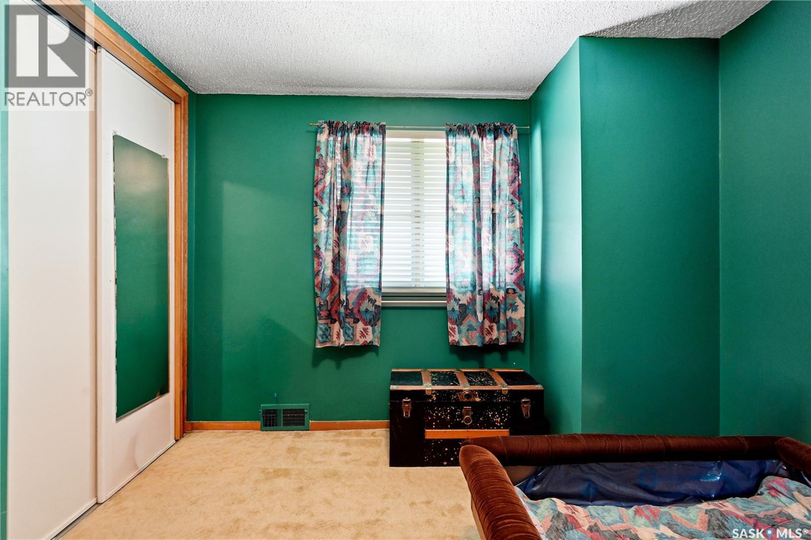 501 3rd STREET E - 32