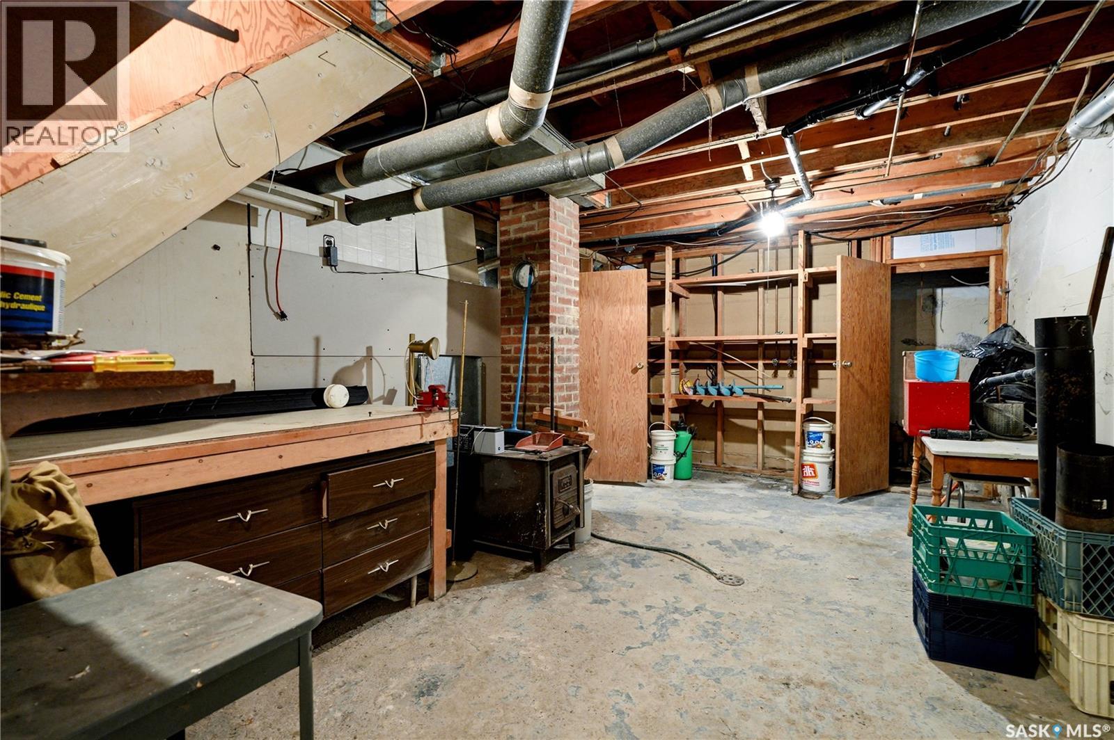 501 3rd STREET E - 39