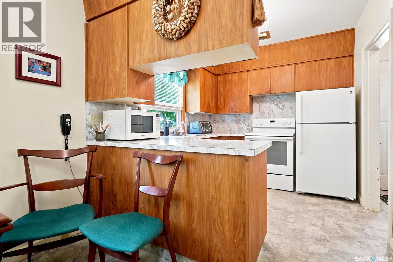 5 Lamont CRESCENT - 10