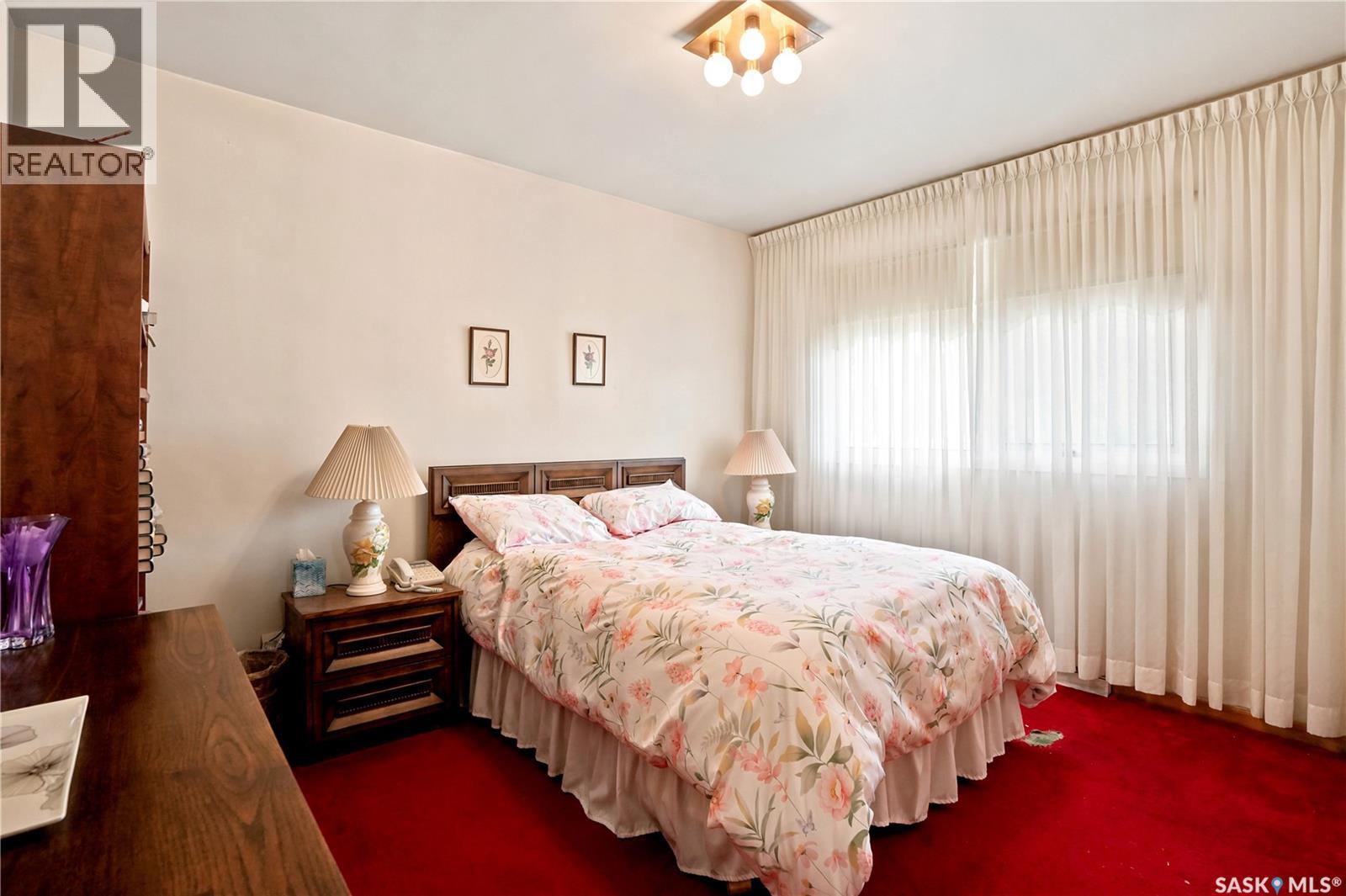 5 Lamont CRESCENT - 14
