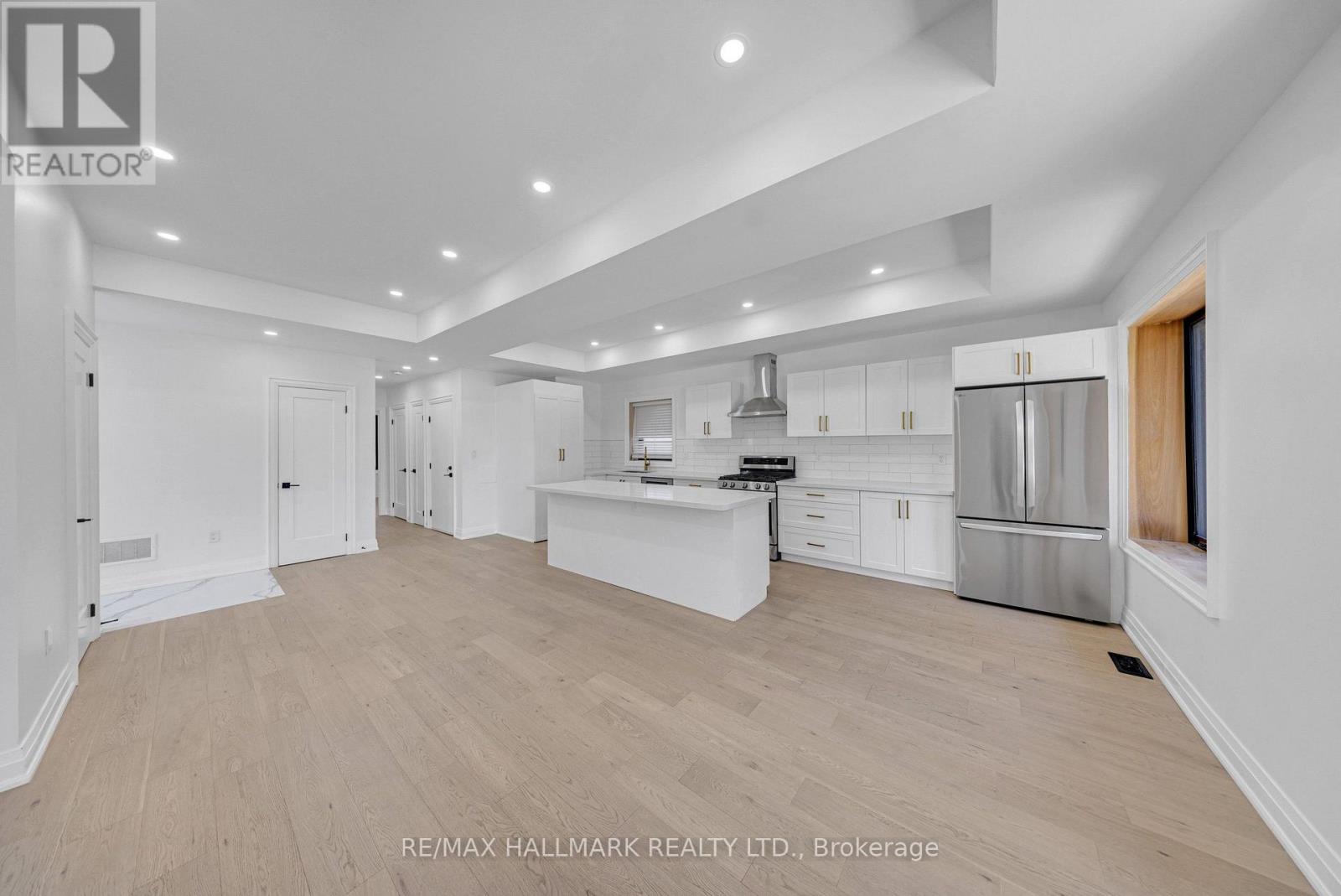978 MIDLAND AVENUE - 15