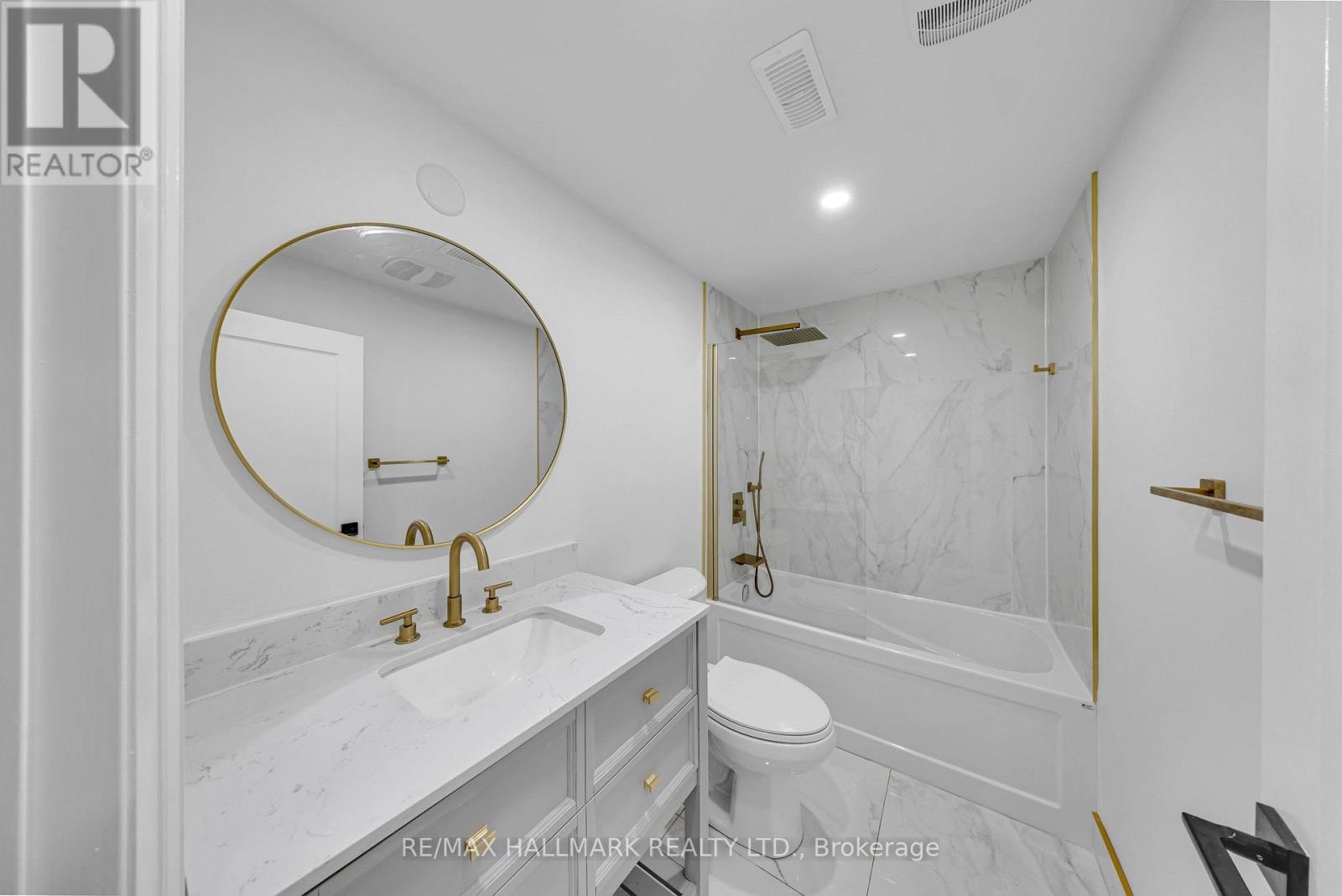 978 MIDLAND AVENUE - 41